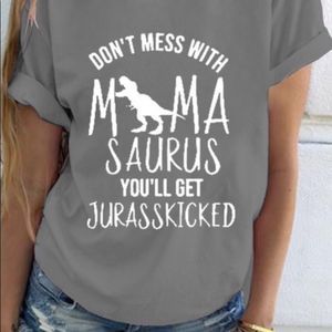 🦖🦖 Don’t mess with Mamasauras!